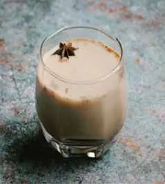 Salut un café Chai tea