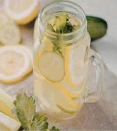 Salut un café Citronnade