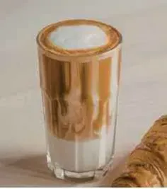 Salut-un-café Macchiato 